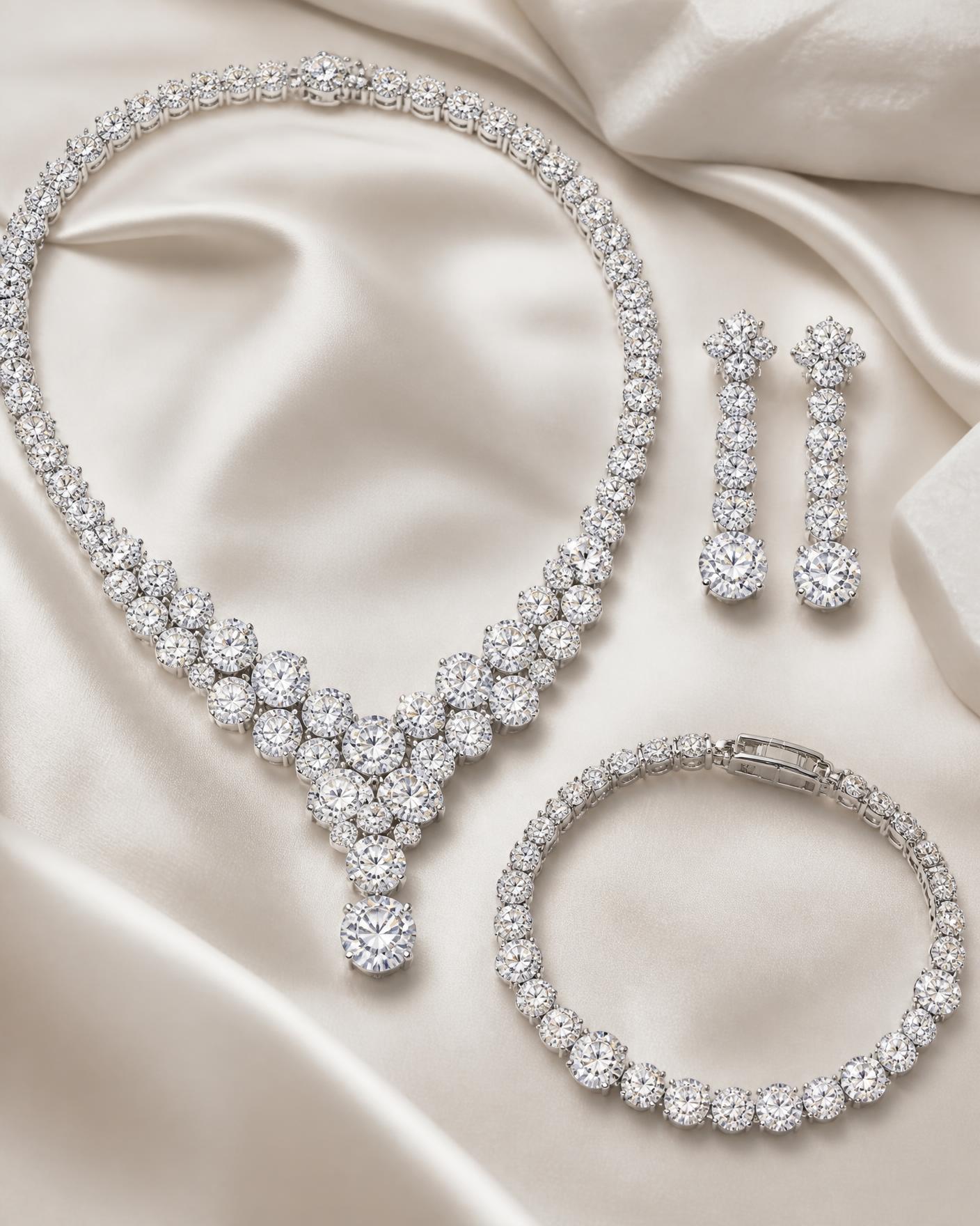 Aurora Parure — A riviere that graduates from 0.9 to 11.04 carats